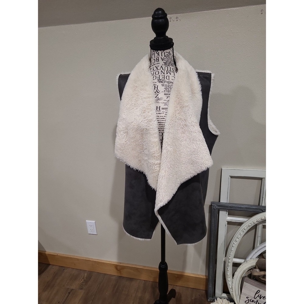 CHARLIE PAIGE Draped Sherpa lined Open Front vest womens‎ SZ Lg/XL